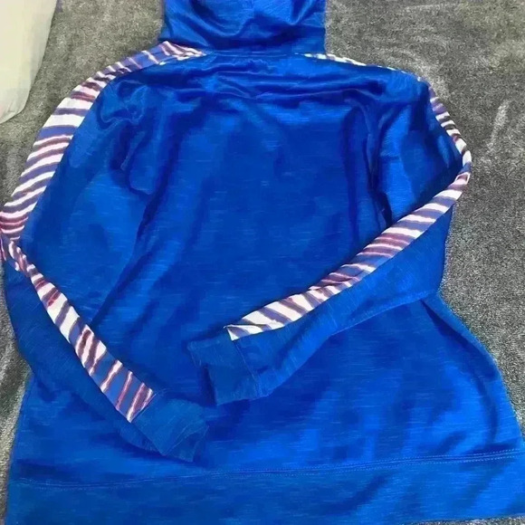 Ny Giants size Large Hoodie - Picture 4 of 4